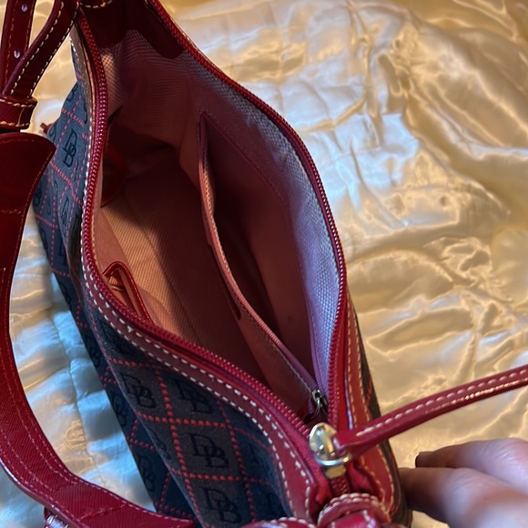 DOONEY & BOURKE Logo Fabric Hobo Bag w/ Silver Tone Hardward - Picture 5 of 12